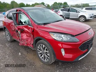 2020 Ford Escape Titanium с VIN 1FMCU9J99LUB28104, выставлен на аукционе IAAI как лот 42295278 с пробегом 73 706 миль миль и . История ставок и продаж доступна на DreamBid. Изображение 1.