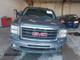 2011 GMC Sierra 1500 SLE с VIN 1GTR2VE32BZ453732, выставлен на аукционе IAAI как лот 42282322 с пробегом 210 624 миль миль и . История ставок и продаж доступна на DreamBid. Изображение 6.