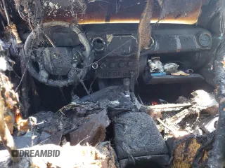 2017 Toyota Tacoma SR5 z VIN 3TMDZ5BN3HM033290, wystawiony jako Copart lot #55990995 z przebiegiem Nie podano mil oraz Szkoda całkowita • Salvage title. Historia ofert i sprzedaży dostępna na DreamBid. Obrazek 8.