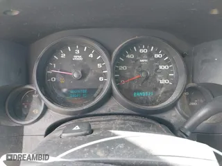 2007 Chevrolet Silverado 1500 LT w/1LT with VIN 2GCEC13C471716312, listed as a IAAI auction lot 41792270 with 84,649 mi miles. Bid and sale history available at carsss.com. Image 7.