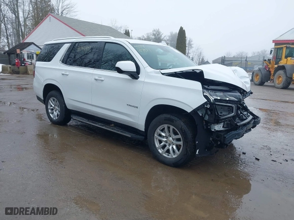 2024 Chevrolet Tahoe LT with VIN 1GNSKNKD4RR238451, listed as a IAAI auction lot 41743907 with 17,489 mi miles. Bid and sale history available at carsss.com. Image 1.