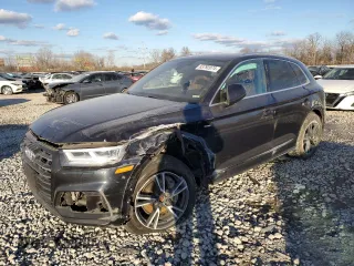2020 Audi Q5 Premium Plus with VIN WA1E2AFY1L2065266, listed as a Copart auction lot 83792074 with 104,401 mi miles and Salvage title. Bid and sale history available at DreamBid. Image 1.