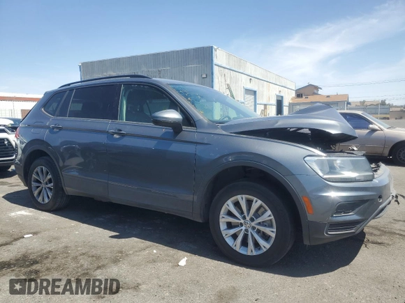 2020 Volkswagen Tiguan S z VIN 3VV1B7AX8LM053566, wystawiony jako Copart lot #53362515 z przebiegiem 87 450 mil mil oraz Szkoda całkowita • Salvage title. Historia ofert i sprzedaży dostępna na DreamBid. Obrazek 4.