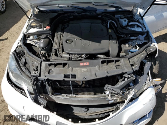 2013 Mercedes-Benz C 300 Sport с VIN WDDGF8AB8DR257135, выставлен на аукционе Copart как лот 52986075 с пробегом 90 884 миль миль и Списание • Salvage title. История ставок и продаж доступна на DreamBid. Изображение 11.