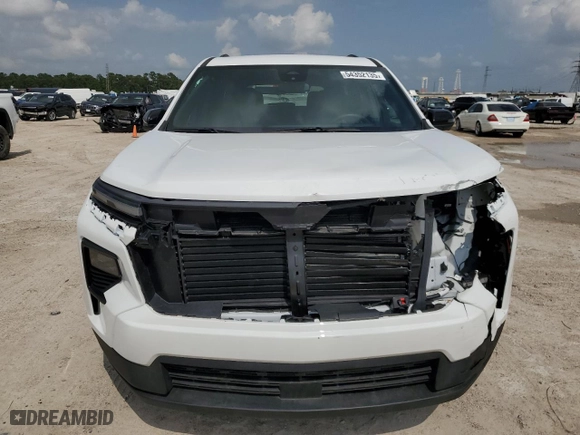 2024 Chevrolet Traverse FWD LT with VIN 1GNERGKS0RJ153334, listed as a Copart auction lot 54352135 with 8,341 mi miles and Salvage Title. Bid and sale history available at carsss.com. Image 5.