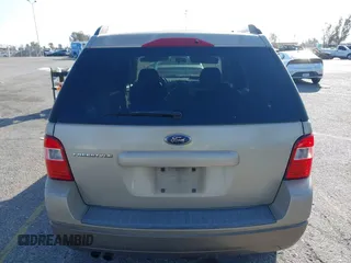 2005 Ford Freestyle SE with VIN 1FMZK01115GA81285, listed as a IAAI auction lot 41702956 with 355,505 mi miles. Bid and sale history available at carsss.com. Image 16.