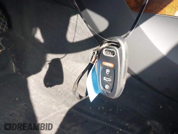 2015 Audi Q5 Premium Plus with VIN WA1LFAFP4FA102565, listed as a IAAI auction lot 42469211 with 127,340 mi miles and . Bid and sale history available at DreamBid. Image 11.