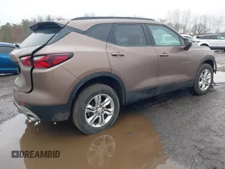 2020 Chevrolet Blazer LT z VIN 3GNKBHRS1LS547370, wystawiony jako IAAI lot #41576255 z przebiegiem 79 254 mil mil oraz . Historia ofert i sprzedaży dostępna na DreamBid. Obrazek 4.
