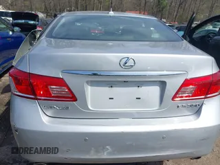 2010 Lexus ES with VIN JTHBK1EG1A2401432, listed as a IAAI auction lot 41823424 with Not Provided miles. Bid and sale history available at carsss.com. Image 15.