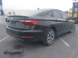 2020 Volkswagen Jetta SEL with VIN 3VWE57BU9LM085726, listed as a IAAI auction lot 41776744 with 81,393 mi miles and . Bid and sale history available at DreamBid. Image 4.