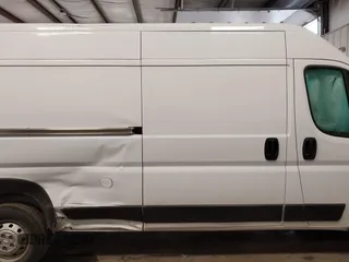 2022 Ram ProMaster Cargo with VIN 3C6MRVHG4NE114319, listed as a IAAI auction lot 41944344 with 21,896 mi miles and . Bid and sale history available at DreamBid. Image 13.