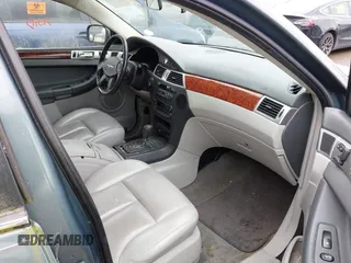 2007 Chrysler Pacifica Touring with VIN 2A8GF68X77R161083, listed as a IAAI auction lot 41928273 with 245,011 mi miles and . Bid and sale history available at DreamBid. Image 5.