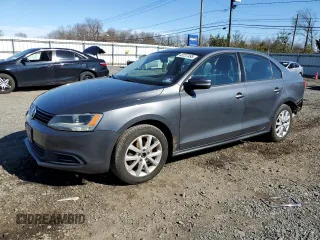 2011 Volkswagen Jetta SE with VIN 3VWDZ7AJ7BM105509, listed as a Copart auction lot 49737495 with 150,329 mi miles and Salvage title. Bid and sale history available at DreamBid. Image 1.