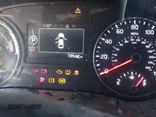 2017 Kia Optima EX z VIN KNAGV4LD5H5017555, wystawiony jako IAAI lot #41414200 z przebiegiem 70 532 mil mil oraz . Historia ofert i sprzedaży dostępna na DreamBid. Obrazek 15.