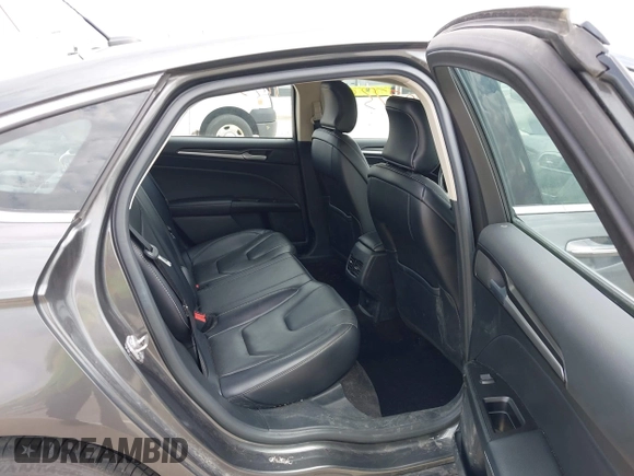 2017 Ford Fusion Titanium with VIN 3FA6P0D93HR261526, listed as a IAAI auction lot 42277350 with 117,388 mi miles and . Bid and sale history available at DreamBid. Image 8.