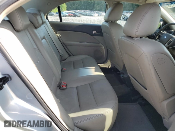 2010 Ford Fusion Hybrid z VIN 3FADP0L31AR150886, wystawiony jako Copart lot #57517255 z przebiegiem 170 137 mil mil oraz Szkoda całkowita • Salvage title. Historia ofert i sprzedaży dostępna na DreamBid. Obrazek 10.