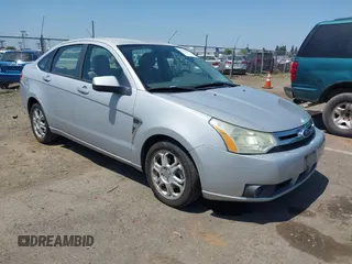 2008 Ford Focus SE with VIN 1FAHP35N28W300528, listed as a IAAI auction lot 42149643 with 138,115 mi miles. Bid and sale history available at carsss.com. Image 1.