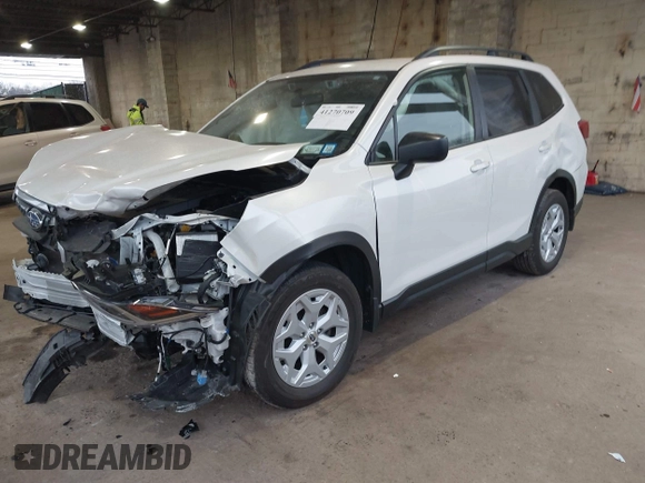 2021 Subaru Forester with VIN JF2SKADC6MH582725, listed as a IAAI auction lot 41270709 with 31,206 mi miles. Bid and sale history available at carsss.com. Image 2.