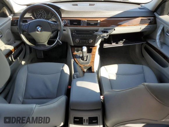 2010 BMW 3 Series 328i xDrive with VIN WBAPK5C53AA652147, listed as a Copart auction lot 55173615 with Not provided miles and Salvage title. Bid and sale history available at DreamBid. Image 8.