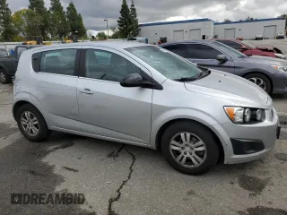 2013 Chevrolet Sonic LT with VIN 1G1JC6SH2D4101503, listed as a Copart auction lot 48830475 with 182,744 mi miles and Clean Title. Bid and sale history available at carsss.com. Image 4.