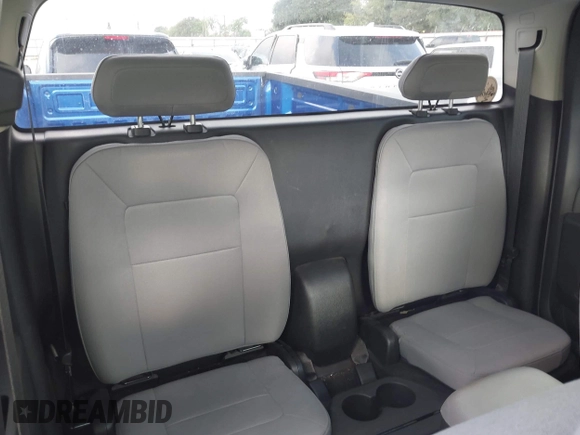 2018 Chevrolet Colorado 2WD Work Truck z VIN 1GCHSBEA8J1300911, wystawiony jako IAAI lot #42543557 z przebiegiem 73 896 mil mil oraz . Historia ofert i sprzedaży dostępna na DreamBid. Obrazek 8.