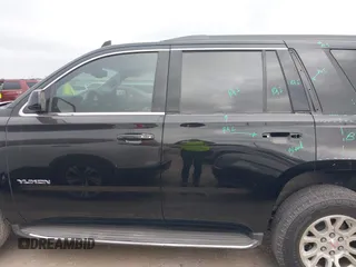 2017 GMC Yukon SLT z VIN 1GKS1BKC8HR214853, wystawiony jako IAAI lot #42145186 z przebiegiem 133 145 mil mil oraz . Historia ofert i sprzedaży dostępna na DreamBid. Obrazek 15.