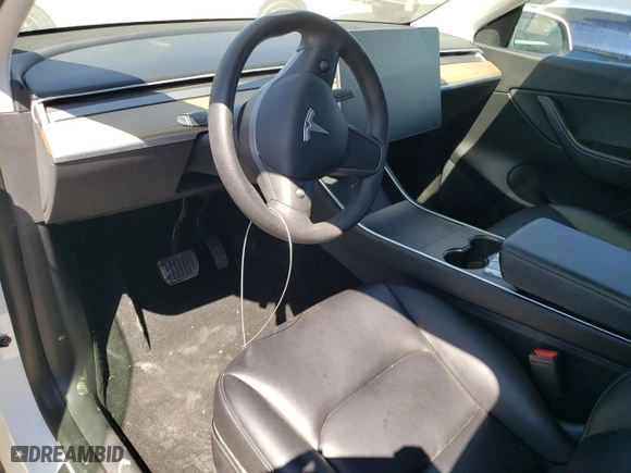 2021 Tesla Model Y Long Range with VIN 5YJYGDEE5MF072572, listed as a Copart auction lot 39226794 with 0 mi miles and Salvage Title. Bid and sale history available at carsss.com. Image 8.