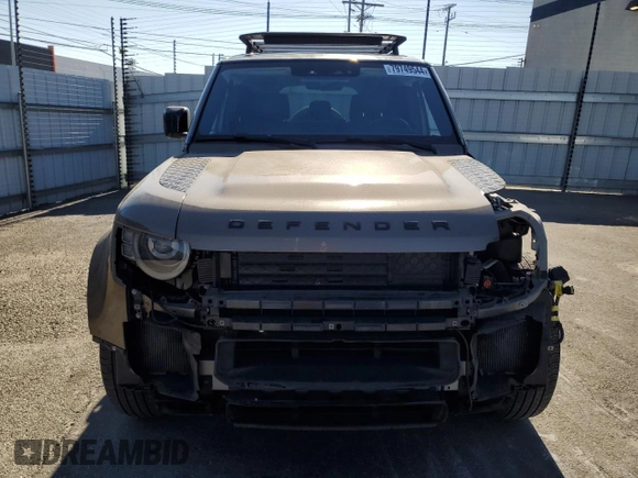 2020 Land Rover Defender SE with VIN SALEP7EU6L2002486, listed as a Copart auction lot 79749544 with 74,968 mi miles and Salvage title. Bid and sale history available at DreamBid. Image 5.