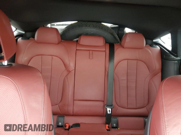2022 BMW X6 xDrive40i z VIN 5UXCY6C08N9J21980, wystawiony jako Copart lot #48819745 z przebiegiem 24 431 mil mil oraz Szkoda całkowita • Salvage title. Historia ofert i sprzedaży dostępna na DreamBid. Obrazek 10.