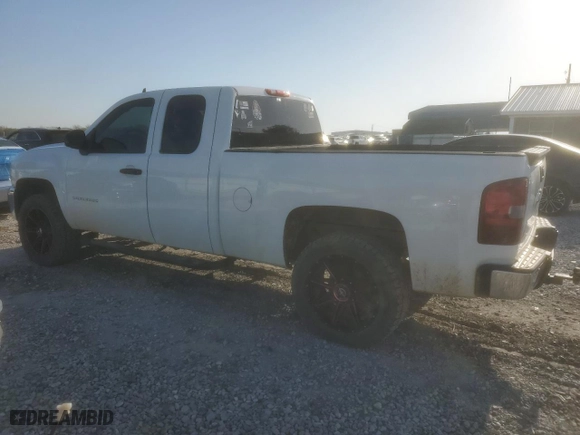 2013 Chevrolet Silverado 1500 LT with VIN 1GCRKSE74DZ207009, listed as a Copart auction lot 52758995 with 112,810 mi miles and Clean Title. Bid and sale history available at carsss.com. Image 2.