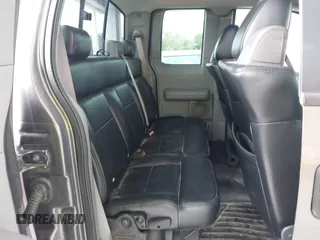 2006 Ford F-150 STX z VIN 1FTRX12W76FA79330, wystawiony jako IAAI lot #42462908 z przebiegiem 185 568 mil mil oraz . Historia ofert i sprzedaży dostępna na DreamBid. Obrazek 8.