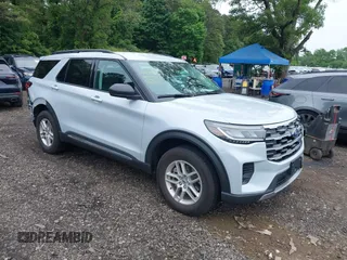 2025 Ford Explorer Active with VIN 1FMUK8DH5SGB15130, listed as a IAAI auction lot 42486483 with 4,783 mi miles and . Bid and sale history available at DreamBid. Image 1.
