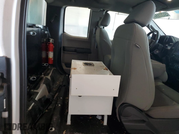 2018 Ford F-150 XL with VIN 1FTEX1CB7JKE81942, listed as a Copart auction lot 49666835 with 128,571 mi miles and Clean Title. Bid and sale history available at carsss.com. Image 10.