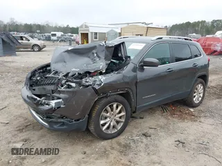 2017 Jeep Cherokee Limited with VIN 1C4PJMDB2HW562277, listed as a IAAI auction lot 41800310 with Not Provided miles and . Bid and sale history available at DreamBid. Image 2.