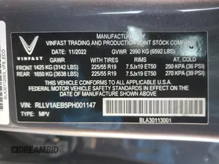 2023 VinFast VF 8 Eco z VIN RLLV1AEB5PH001147, wystawiony jako Copart lot #89176965 z przebiegiem 3131 mil mil oraz Szkody całkowita. Historia ofert i sprzedaży dostępna na DreamBid. Obrazek 12.
