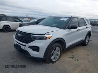 2022 Ford Explorer with VIN 1FMSK8BB8NGA06672, listed as a IAAI auction lot 41577022 with 57,692 mi miles. Bid and sale history available at carsss.com. Image 2.