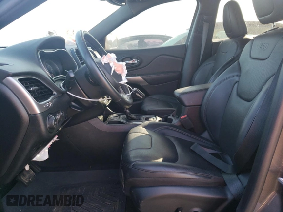 2020 Jeep Cherokee High Altitude with VIN 1C4PJLDN3LD530155, listed as a Copart auction lot 70008962 with 32,942 mi miles and . Bid and sale history available at DreamBid. Image 7.
