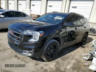 2022 GMC Terrain AT4 z VIN 3GKALYEV4NL301836, wystawiony jako Copart lot #45494515 z przebiegiem 26 987 mil mil oraz Szkoda całkowita • Salvage title. Historia ofert i sprzedaży dostępna na DreamBid. Obrazek 1.