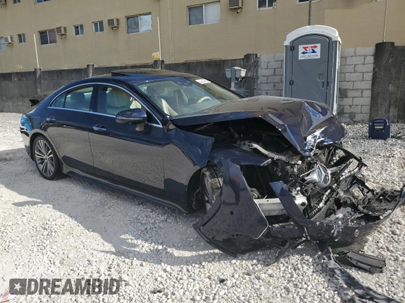 2019 Mercedes-Benz CLS 450 z VIN WDD2J5JB2KA028520, wystawiony jako Copart lot #50784465 z przebiegiem 85 161 mil mil oraz Nie do naprawy • Non repairable. Historia ofert i sprzedaży dostępna na DreamBid. Obrazek 4.