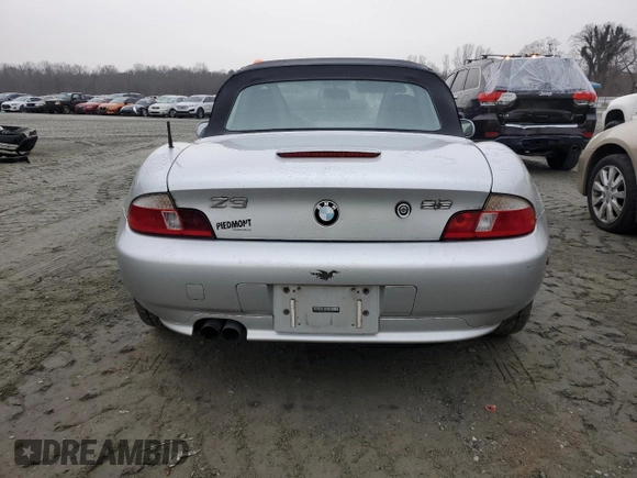 2000 BMW Z3 2.5L with VIN 4USCH9347YLG04144, listed as a Copart auction lot 44942045 with 92,272 mi miles and Clean Title. Bid and sale history available at carsss.com. Image 6.