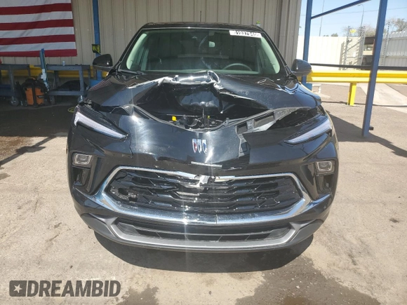 2025 Buick Encore GX Preferred with VIN KL4AMCSL4SB214797, listed as a Copart auction lot 61037945 with 930 mi miles and Clean title. Bid and sale history available at DreamBid. Image 5.