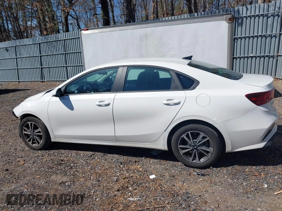 2024 Kia Forte LXS with VIN 3KPF24AD8RE828993, listed as a IAAI auction lot 41842873 with 10,053 mi miles. Bid and sale history available at carsss.com. Image 14.