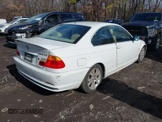 2000 BMW 3 Series 323Ci with VIN WBABM3347YJN84185, listed as a IAAI auction lot 41503159 with 164,152 mi miles and . Bid and sale history available at DreamBid. Image 4.