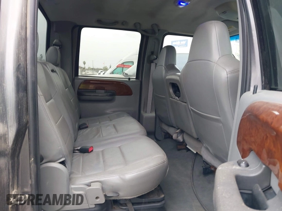 2004 Ford F-250 XL with VIN 1FTNW21P54EC53951, listed as a IAAI auction lot 41787791 with 131,915 mi miles and . Bid and sale history available at DreamBid. Image 8.