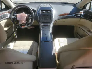 2014 Lincoln MKZ with VIN 3LN6L2G95ER809658, listed as a Copart auction lot 46814105 with 61,397 mi miles and Salvage Title. Bid and sale history available at carsss.com. Image 8.