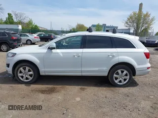 2015 Audi Q7 Premium Plus with VIN WA1LGAFE8FD017092, listed as a IAAI auction lot 42073593 with 105,593 mi miles and . Bid and sale history available at DreamBid. Image 14.