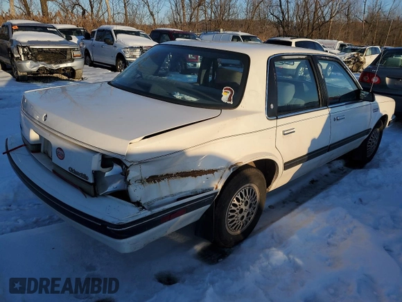 1991 Oldsmobile Cutlass z VIN 1G3AJ54N9M6353764, wystawiony jako Copart lot #87502015 z przebiegiem 170 646 mil mil oraz Szkody całkowita. Historia ofert i sprzedaży dostępna na DreamBid. Obrazek 3.