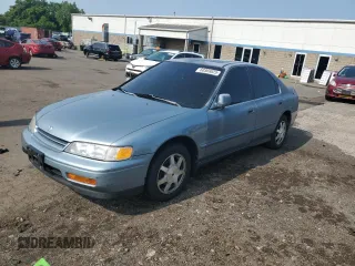 1994 Honda Accord EX с VIN JHMCD5666RC090288, выставлен на аукционе Copart как лот 60369025 с пробегом 157 086 миль миль и Списание • Salvage title. История ставок и продаж доступна на DreamBid. Изображение 1.
