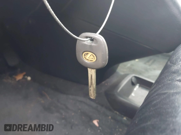 2004 Lexus RX 330 z VIN JTJHA31U440026915, wystawiony jako IAAI lot #42334351 z przebiegiem 240 435 mil mil oraz . Historia ofert i sprzedaży dostępna na DreamBid. Obrazek 11.