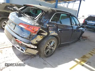 2020 Audi Q5 Premium with VIN WA1G2AFY0L2049777, listed as a Copart auction lot 67832564 with 0 mi miles and Salvage Title. Bid and sale history available at carsss.com. Image 3.